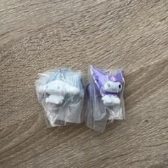 サンリオ　ガチャ　カラともマスコット　シナモロール　クロミのサムネイル