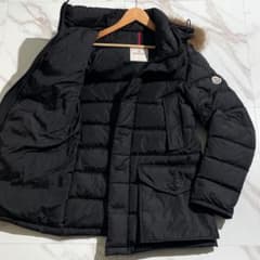 高級 極美品】モンクレール CLUNY ダウンジャケット ロゴ フード 黒 M 