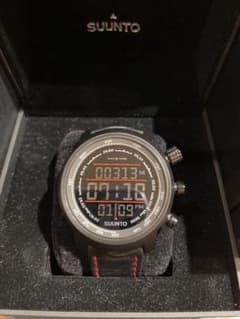SUUNTO（スント)ELEMENTUM TERRA 限定レッドラインBlackのサムネイル