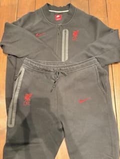 Nike リバプールFC ジャージ 黒 テックフリース - メルカリ