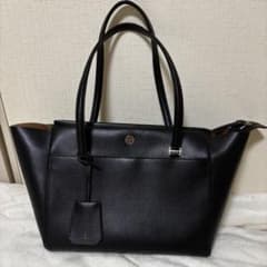 Tory Burch ロビンソン レザートート 黒 A4可 上品 通勤バックのサムネイル