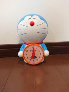 ドラえもん時計のサムネイル