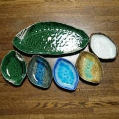 再出品☆新品お皿セット☆大皿１枚☆小皿５枚のサムネイル