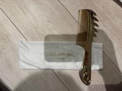 LOVE CHROME ゴールドヘアコーム 専用ケース付きのサムネイル