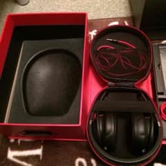 beats ヘッドホンのサムネイル
