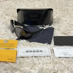 希少 美品 FENDI フェンディ ズッカ サングラス FS444 001 - メルカリ