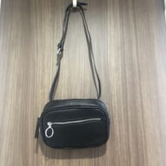 GU スクエアウエストバッグ 新品未使用のサムネイル