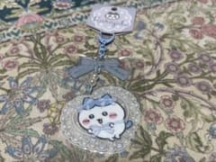 ちいかわ　ハチワレ　アクリルキーホルダー アクキー　原宿のサムネイル