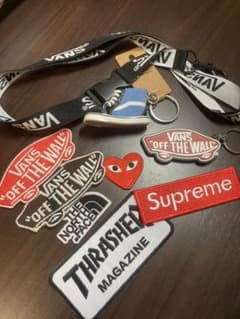 Vans キーホルダーなど！  最終値下げ‼️のサムネイル