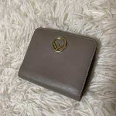 FENDI エフイズ フェンディ ラウンドジップ グレージュ 二つ折り財布