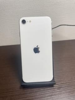 動作確認済！　iPhoneSE第二世代　
64GB　本体　ホワイト 　SIMフリのサムネイル
