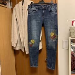 最終値下げ　大きいサイズ　ZARA ストレッチデニム　25日まで出品のサムネイル