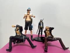 ワンピースフィギュア　エース/ローまとめ売りのサムネイル