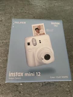 FUJIFILM instax mini 12 本体 クレイホワイトのサムネイル