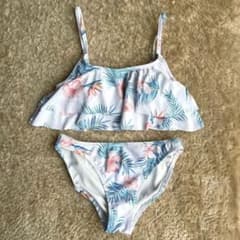 水着　ビキニのサムネイル