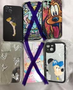 디즈니 캐릭터와 하트 미러 iPhone 13.14 케이스