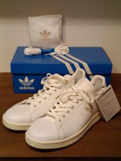  スタンスミス HQ7054 アディダス ホワイト ゴールド 28 adidas スタンスミス HQ7054 アディダス ホワイト ゴールド 28 - メルカリ