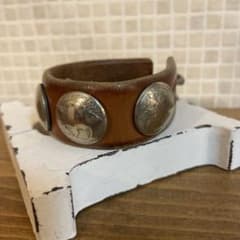 お値下げしました！】ゴローズ コンチョレザーブレスレット - メルカリ