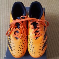 adidas　サッカースパイク　21センチのサムネイル