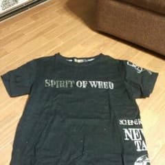 SCHEINEの黒いTシャツのサムネイル