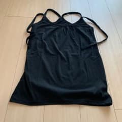 黒いキャミソールのサムネイル