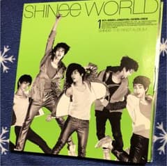 SHINee 1集 - The SHINee World (韓国盤)のサムネイル