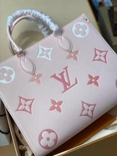 Lo~uis Vui~ttonピンク ショルダーバッグ 美品✨】Lo uis Vui tton ピンク モノグラム ショルダーバッグ* - メルカリ