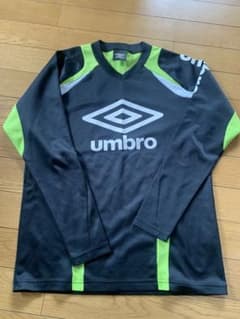 umbro 長袖カットソー 150 黒/緑のサムネイル