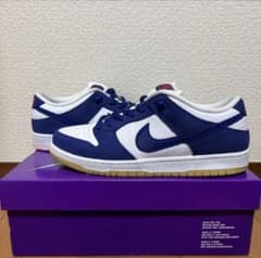 Nike SB Dunk Low  “Los Angeles Dodgers”のサムネイル