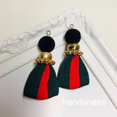 リボンピアス イヤリングのサムネイル
