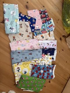 キャラクター生地 はぎれセット まとめ売りのサムネイル