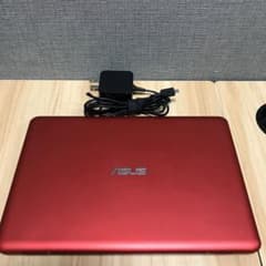 ASUS x205t ノートパソコンのサムネイル