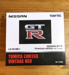 トミカリミテッドヴィンテージNEO 日産 GT-R 2017のサムネイル