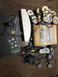 【ジャンク】ゲーム機、カセットまとめ売りのサムネイル