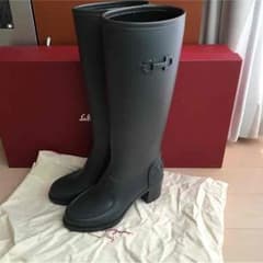フェラガモ レインブーツのサムネイル