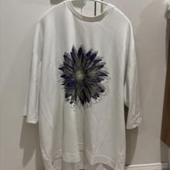 EMMA CLOTHES エマクローズ オーバーサイズフラワーアート半袖Tシャツのサムネイル