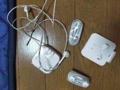 iPhoneに付いて来たイヤフォン 5個のサムネイル