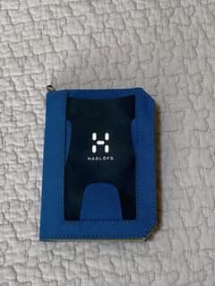 ホグロフス　アウトドア　二つ折り財布のサムネイル