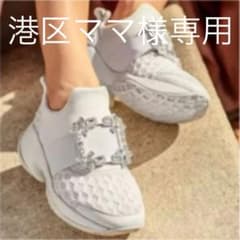 港区ママ様専用　ホワイト23.5cmスニーカーのサムネイル