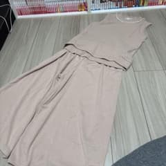 LATO CALLE パール付きニットセットアップ ノースリーブ　Mサイズのサムネイル