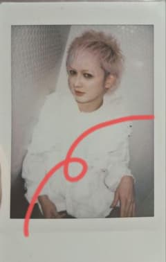 BugLug 一聖 チェキ ① - メルカリ