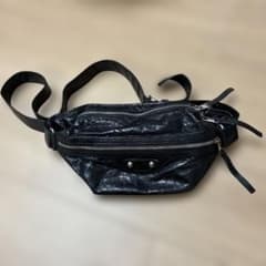 バッグ BALENCIAGA Classic Neo Rift Waist Bag BALENCIAGA Classic Neo Rift Waist Bag - メルカリ