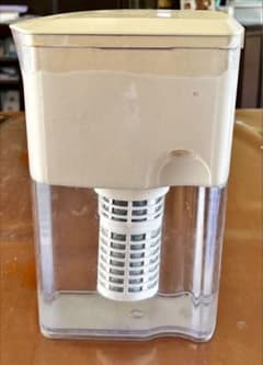 リセラ ポット型浄水器 - メルカリ