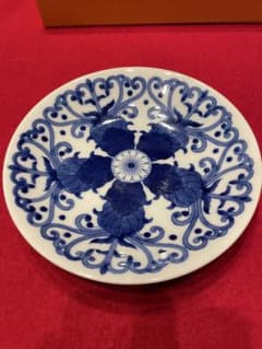 ◉セール！新品　深川製磁　染付　菊唐草　中皿高級品　希少