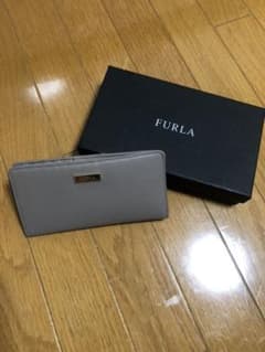 FURLA フルラ 長財布のサムネイル