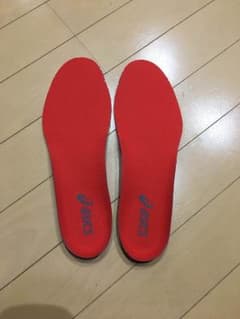 asics  サッカーシューズ 靴底のサムネイル