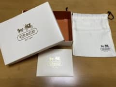コーチ　COACH 空箱　保存袋のサムネイル