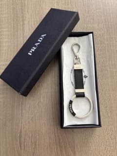PRADA プラダ キーリングのサムネイル