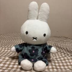 miffy style ミッフィー ぬいぐるみ 花柄のサムネイル