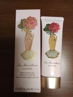 LADURÉEのサムネイル